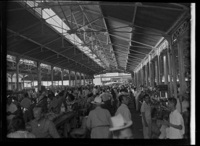 Scène de marché à Papeete (1952)