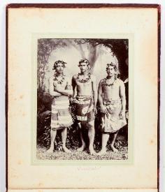 Trois Tahitiens