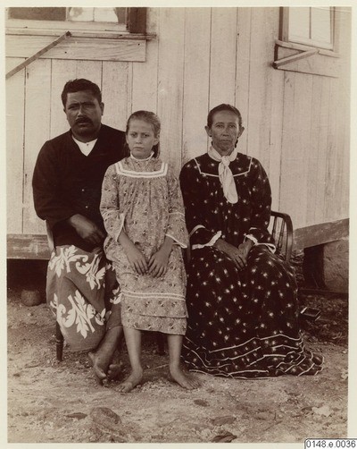 Couple avec petite fille (1886)