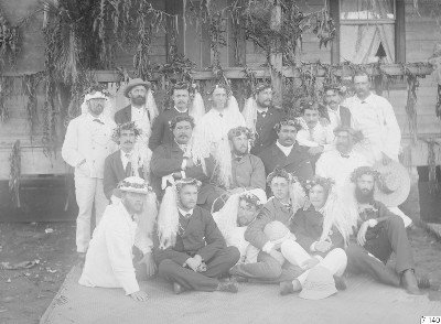 Membres de l’expédition Vanadis et notables tahitiens (1884)