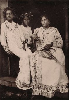 Trois Tahitiennes (1900)